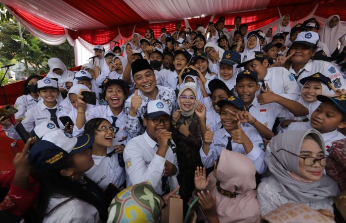 Memperingati Hari Guru Nasional: Seruan untuk Meningkatkan Kesejahteraan dan Dukungan bagi Guru Madrasah