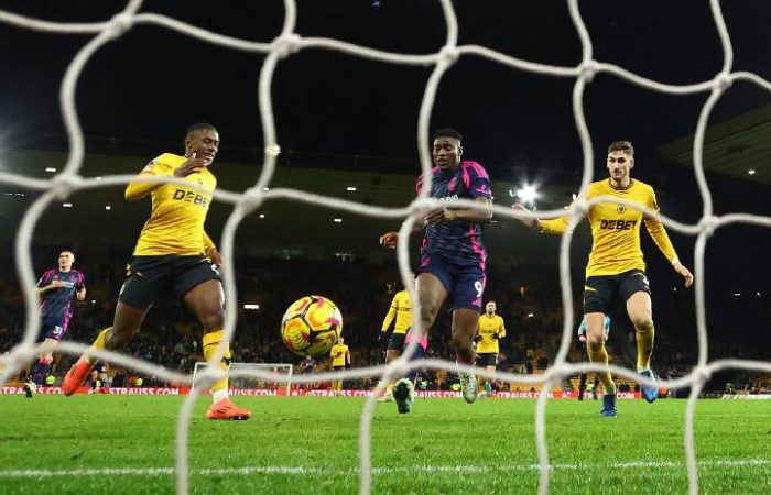 Nottingham Forest Tundukkan Wolves 3-0, Chris Wood dan Morgan Gibbs-White Bawa Tim ke Peringkat Kedua