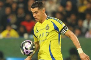 ronaldo-bawa-al-nassr-menang-2-1-atas-al-raed-dengan-dua-gol-gemilang